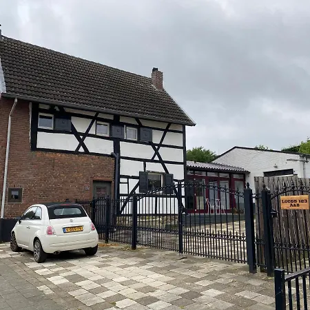 Loods 123 Bed&kitchen Landgraaf