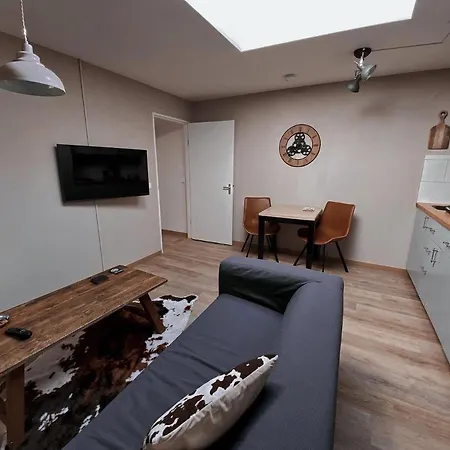 Loods 123 Bed & Kitchen Holiday home *