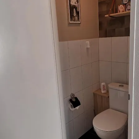 Loods 123 Bed & Kitchen Landgraaf